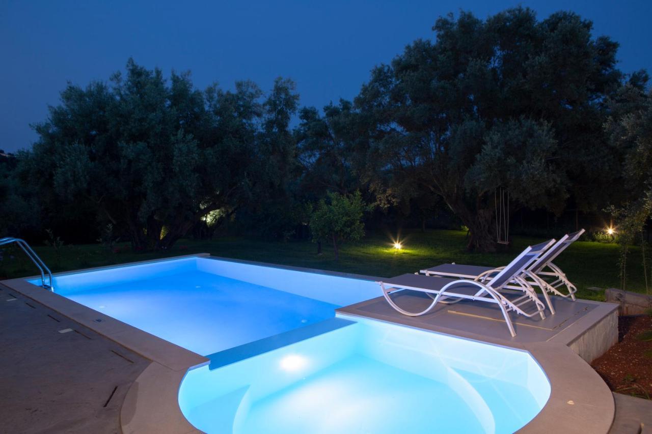 Averto Villas With Private Pool Nydri  Exterior foto